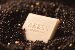 Le rituel quotidien AXESS, entre fraîcheur et sérénité.